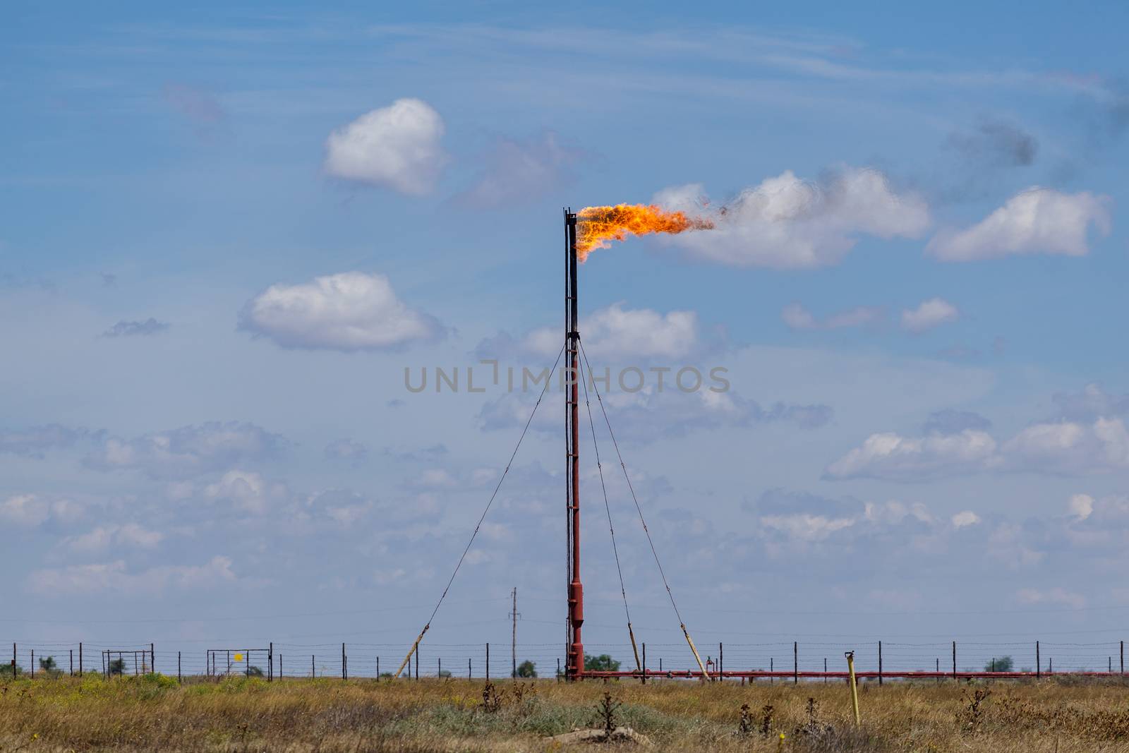 flaring of associated gas at oil refinery