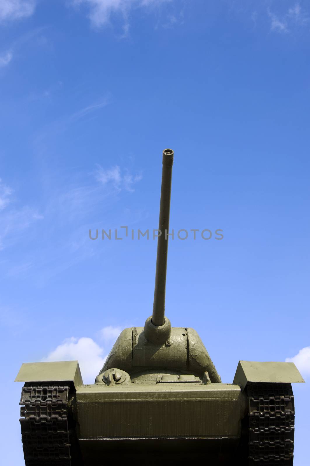 Tank by COPhotography