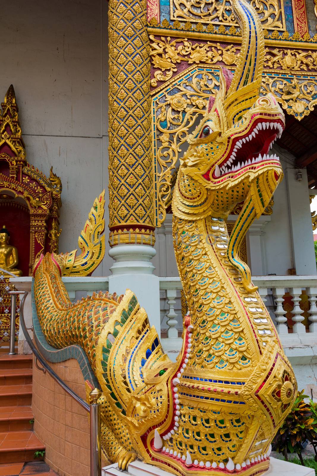 Wat Phra Sing by nicousnake