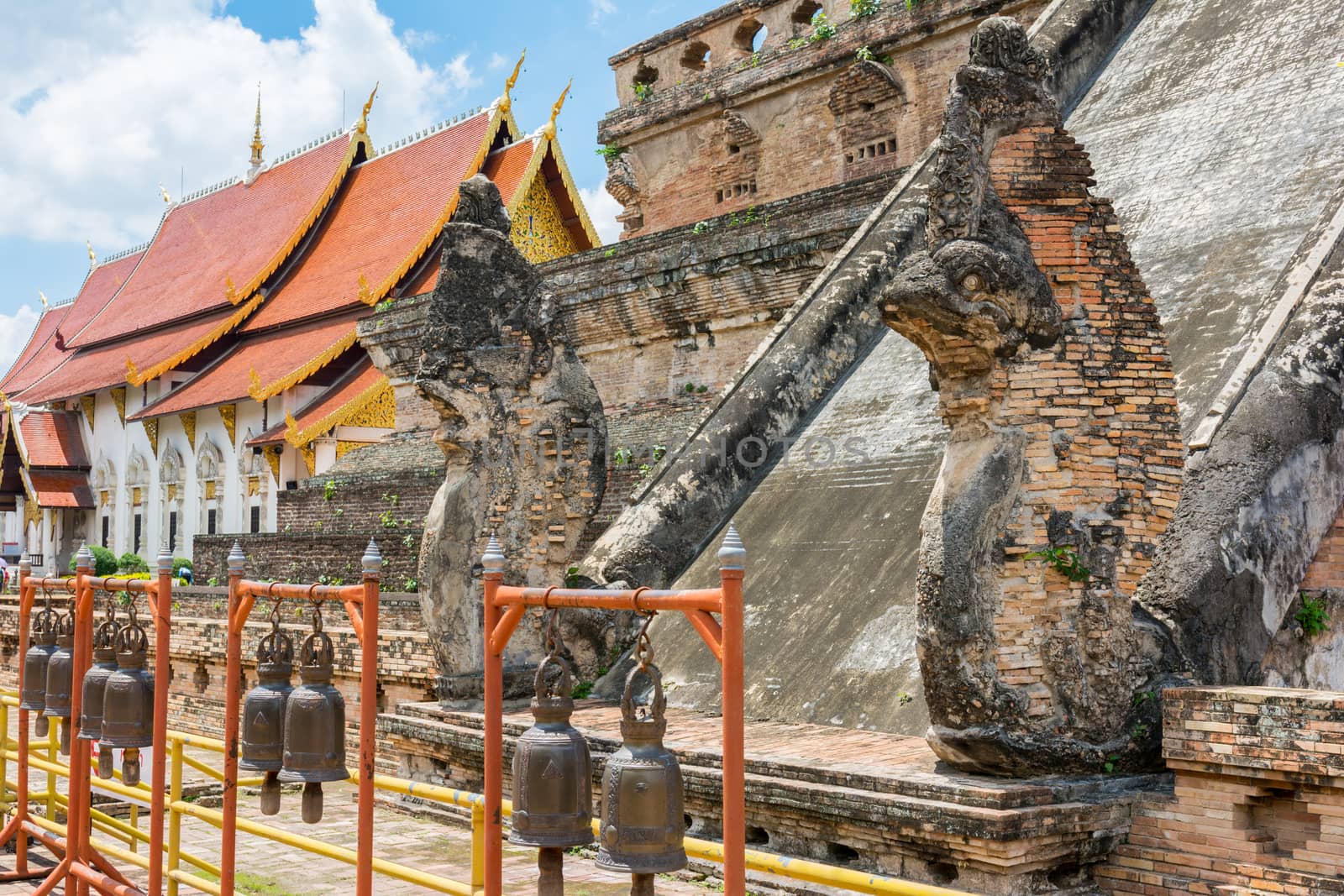 Wat Chedi Luang in Chiang Mai, Thailand