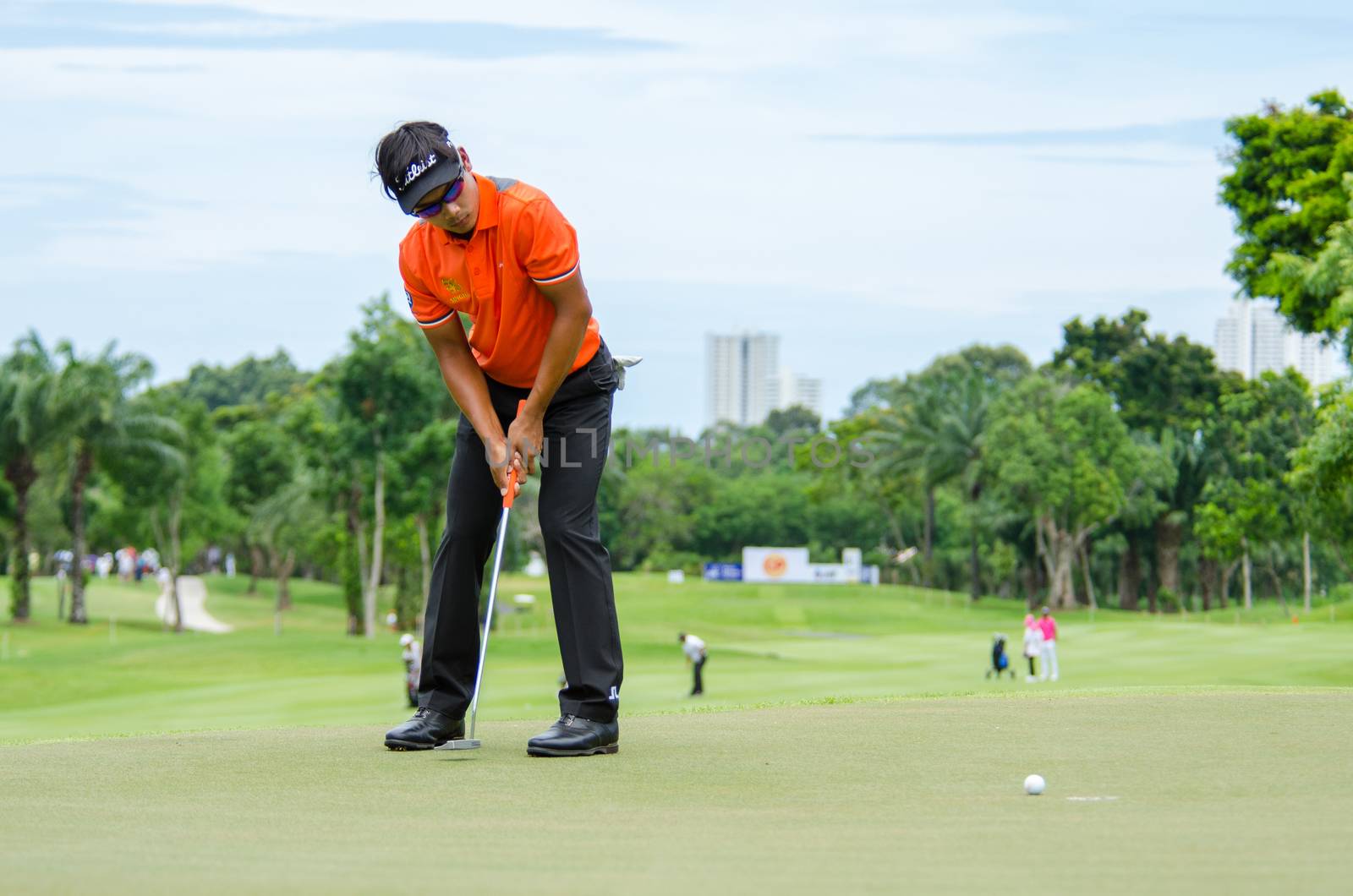 CHONBURI - JULY 31 : Natipong Srithong of Thailand in King's Cup 2016 at Phoenix Gold Golf & Country Club Pattaya on July 31, 2016 in Chonburi, Thailand.