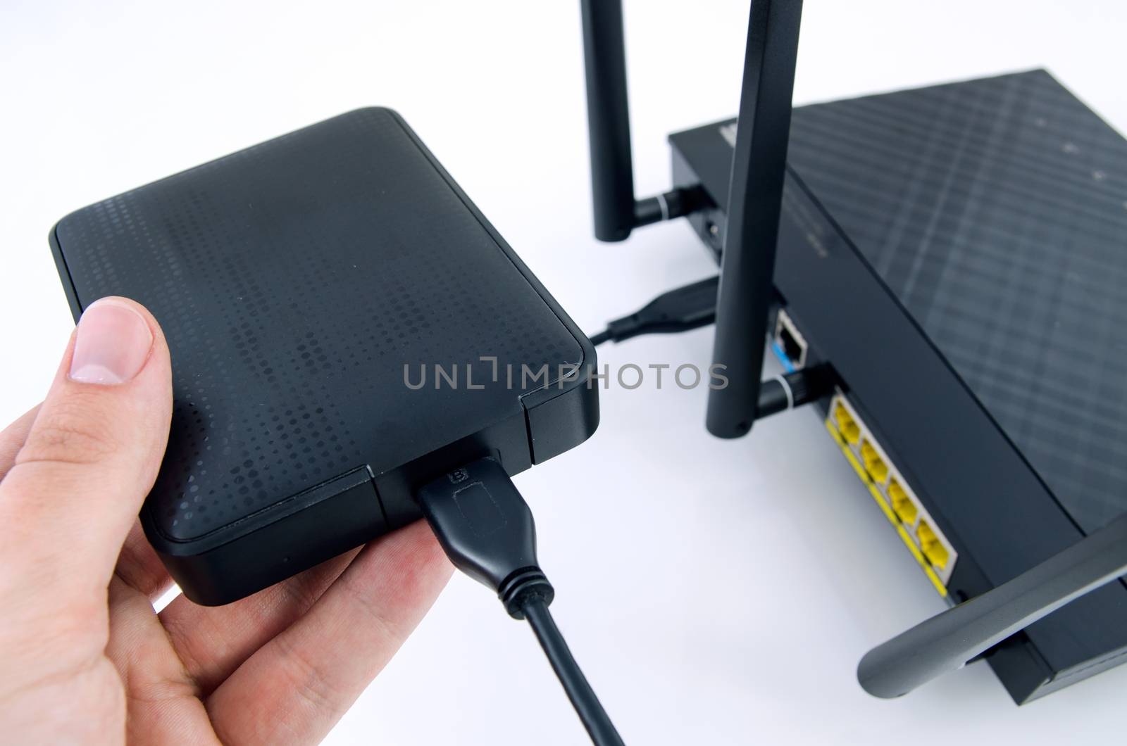 Router with backup storage disk. DLNA media server from USB disk by simpson33