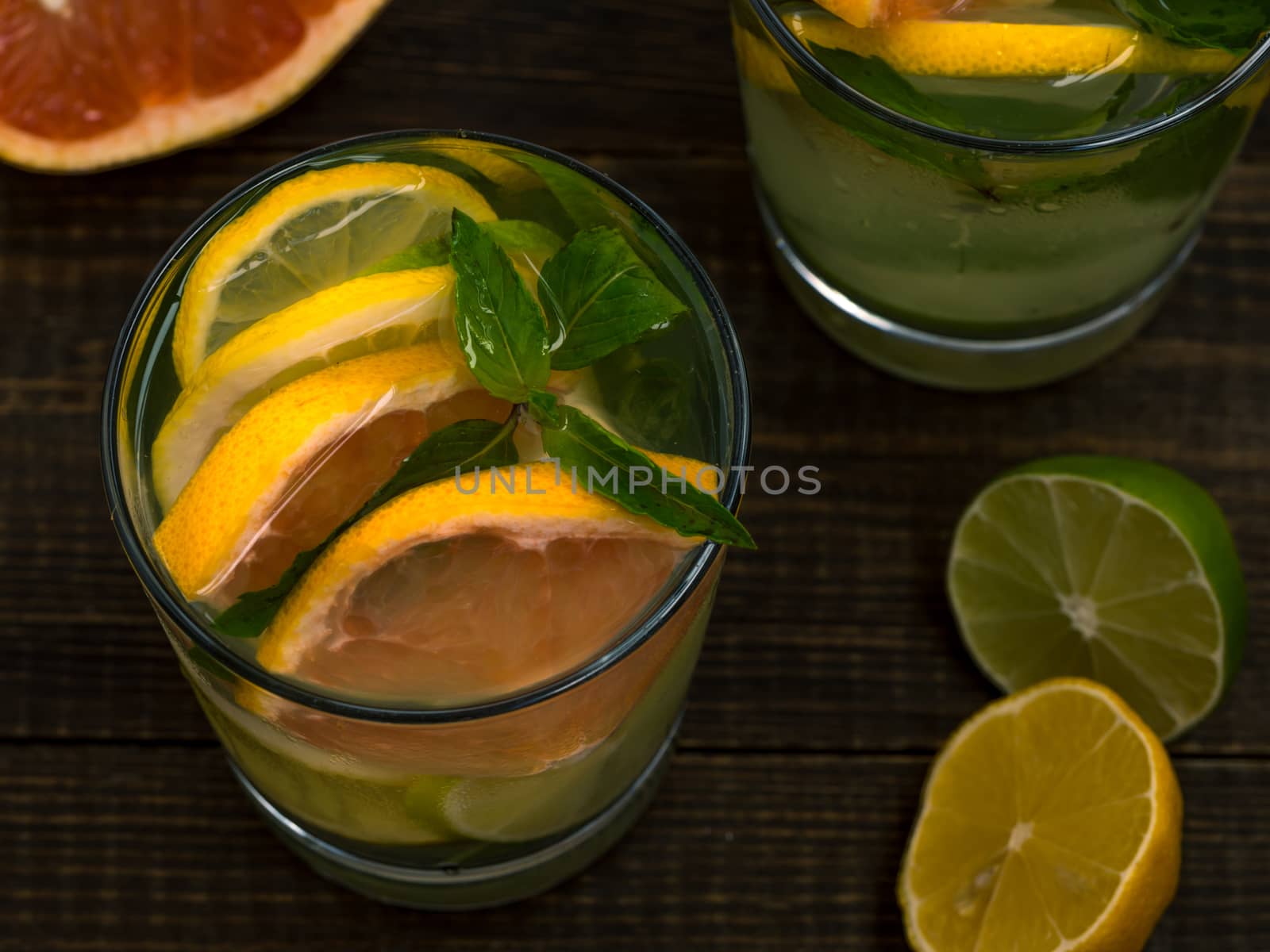 Citrus homemade lemonade, summer drink by fascinadora