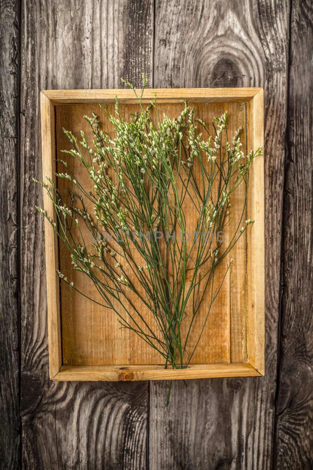 Wooden tray with flowers vertical