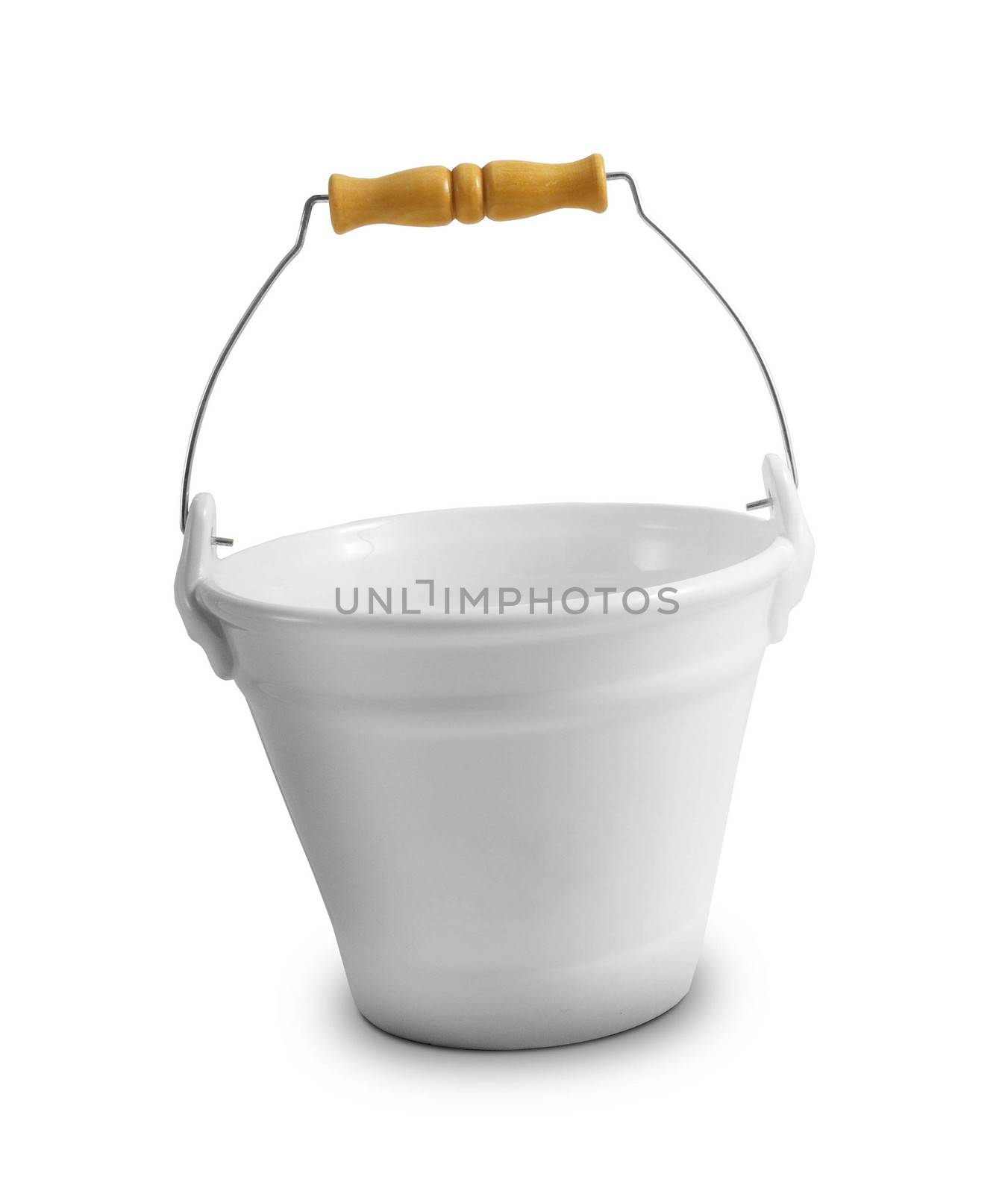 The empty bucket