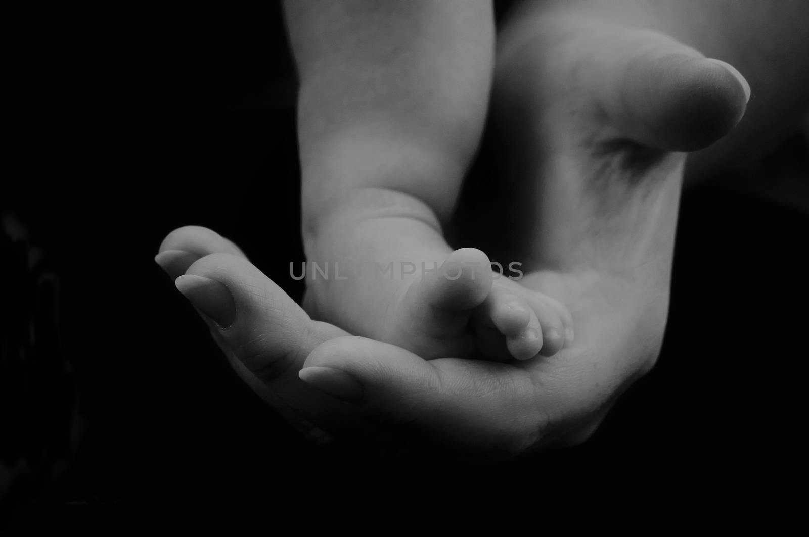 children's leg on mother's hand by byvivik89