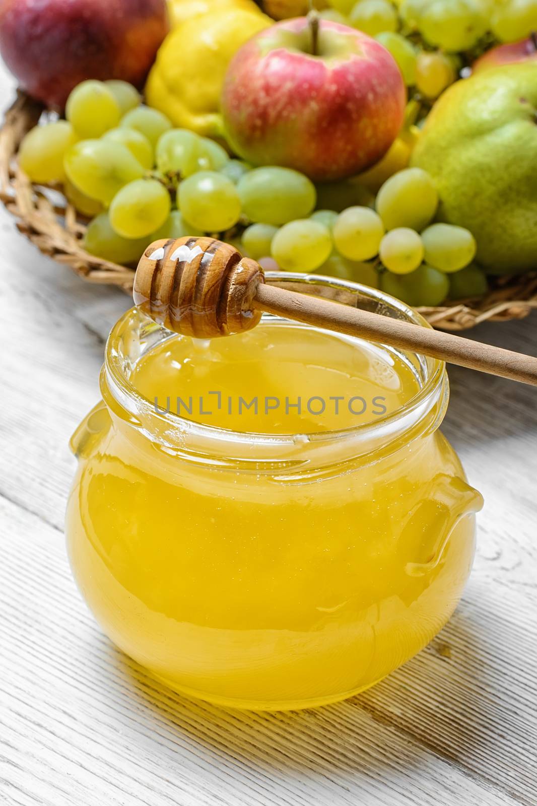 Still life with apples and honey to the August holiday