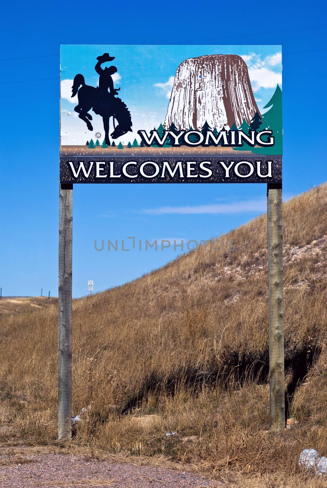 Welcom sign to the Colorado, Wyoming border on US highway 85