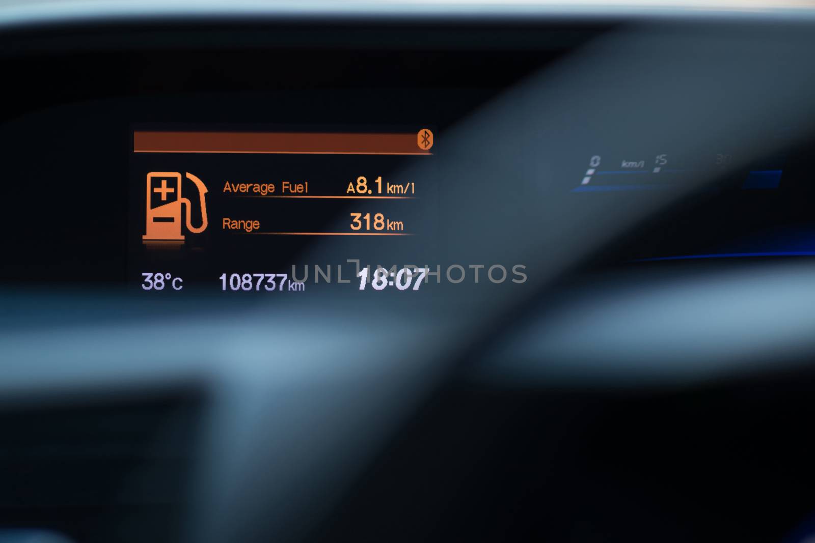 picture of car instrument panel,focus dashboard