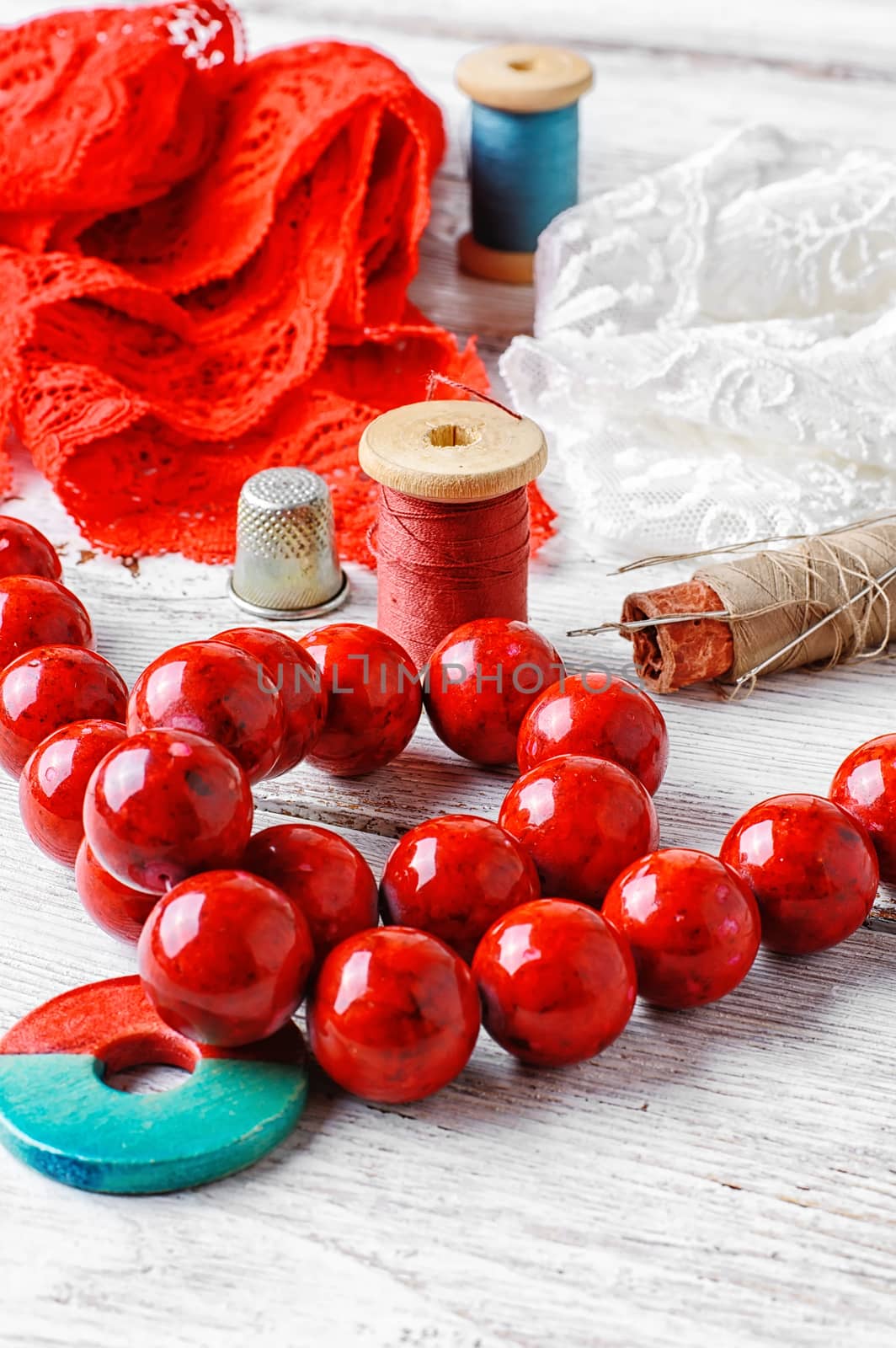 Bright red coral beads,lace and beads set of threads