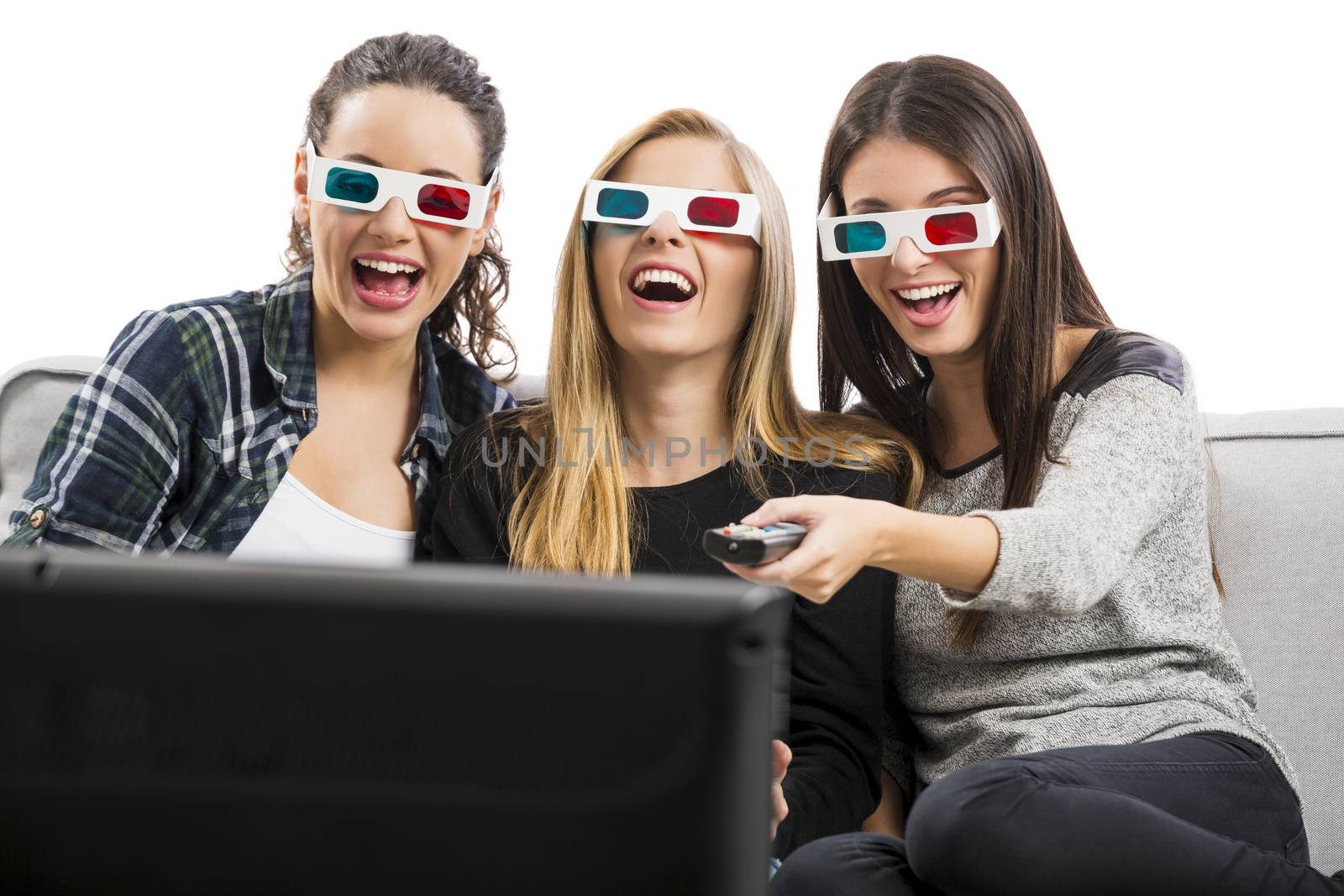 Girls watching 3D movies  by Iko