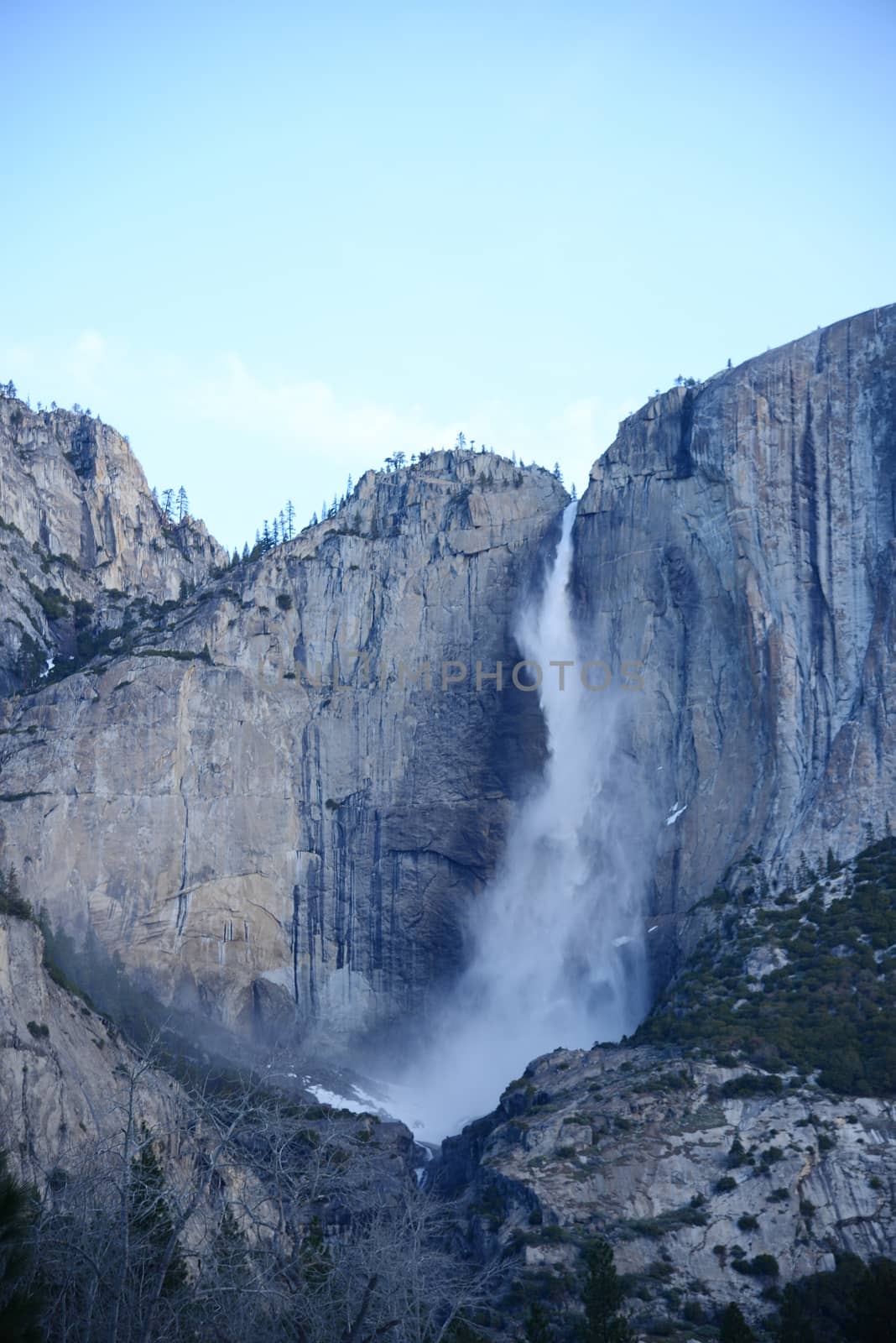 yosemite falls in the morning