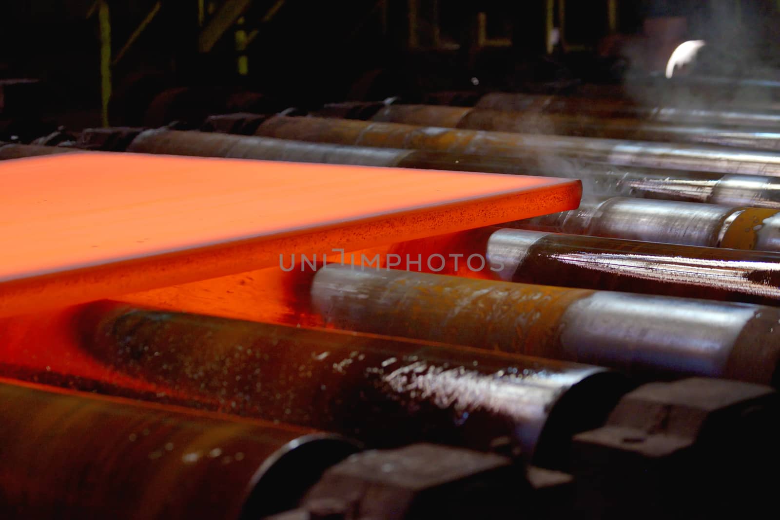 hot plate are rolling in table on conveyor
