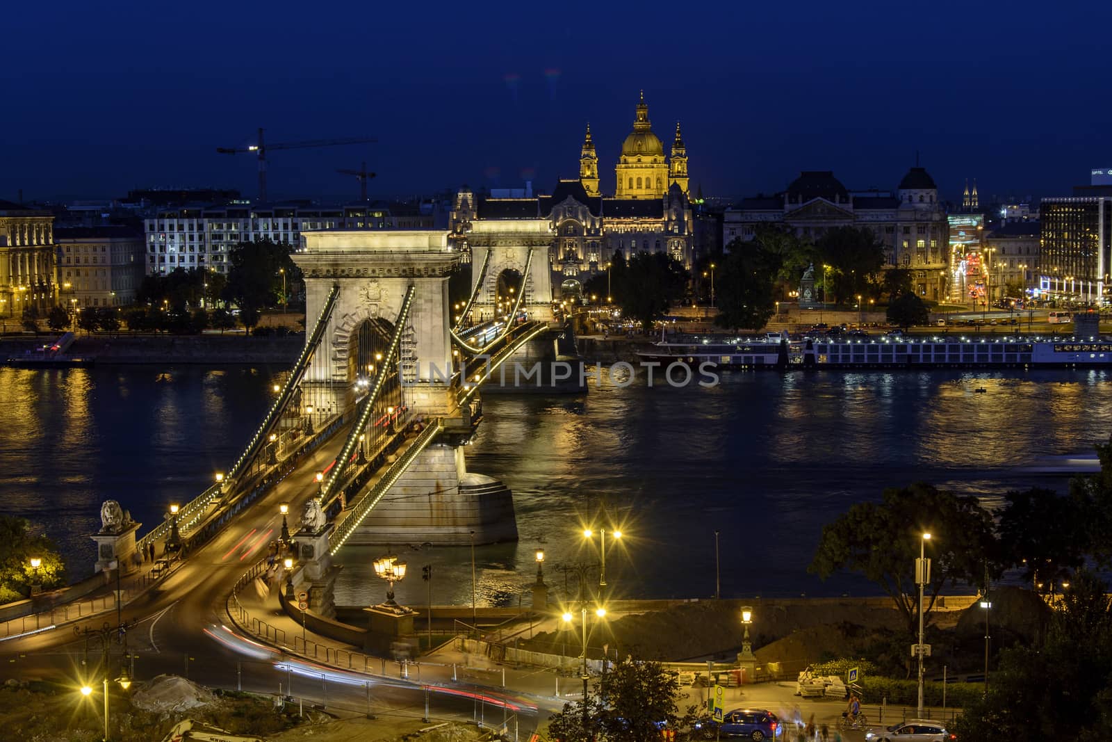 Budapest by night by Irene1601