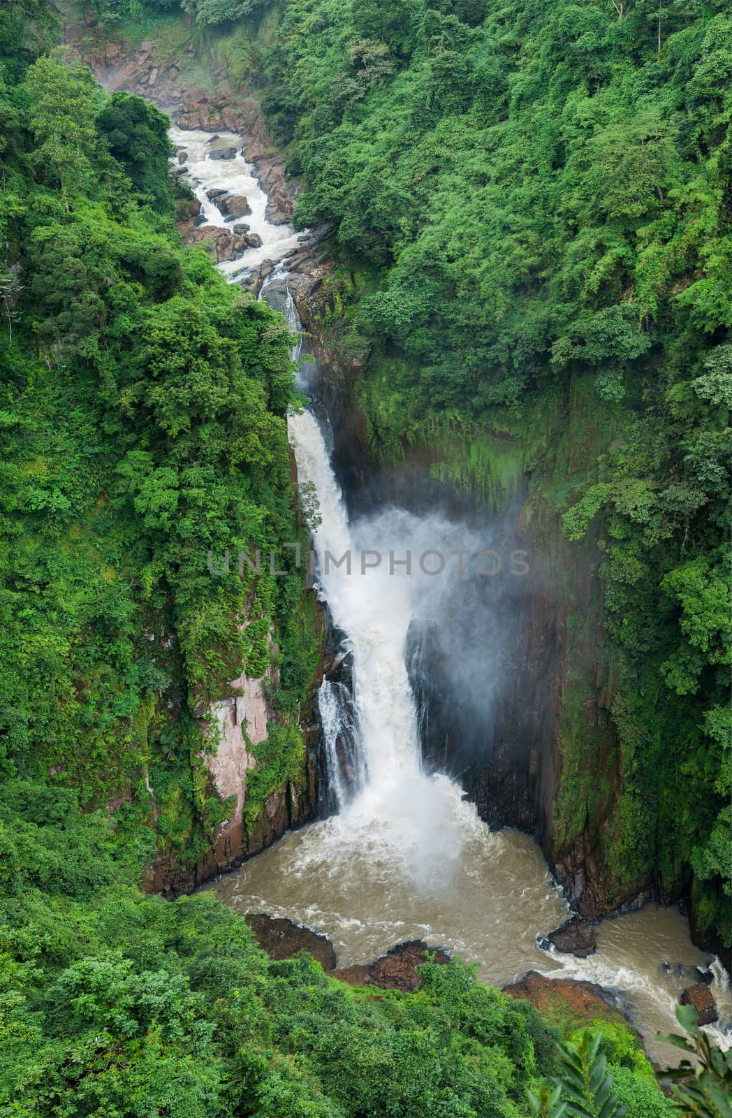 Haew Narok Waterfall by AEyZRiO