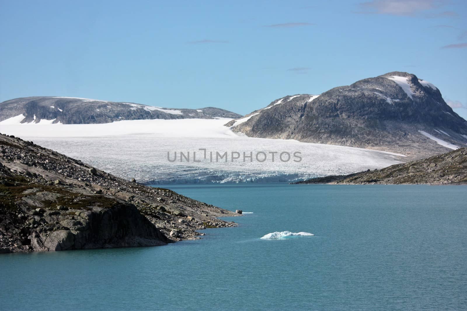 Austdalsbreen by Gistor