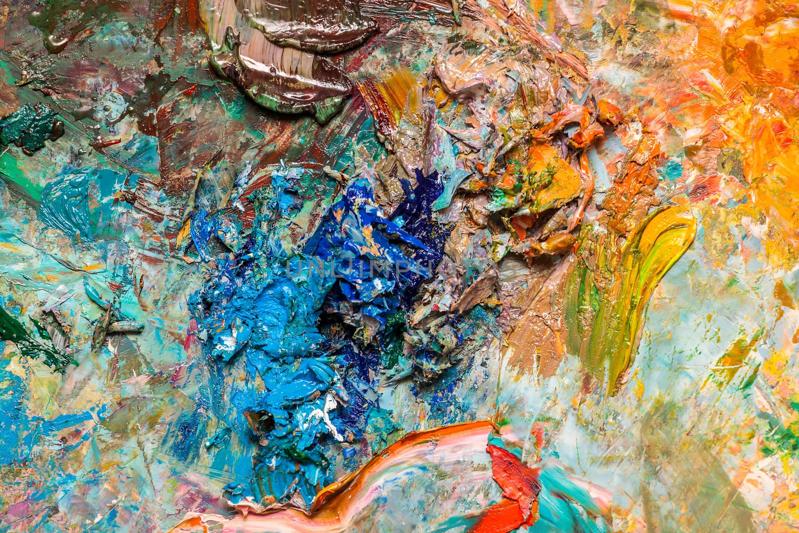 Artist's palette with oil paints by fogen