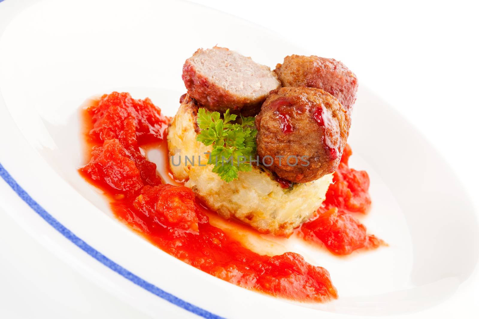 Meatballs, tomato sauce and mashed potatoes. by eskymaks