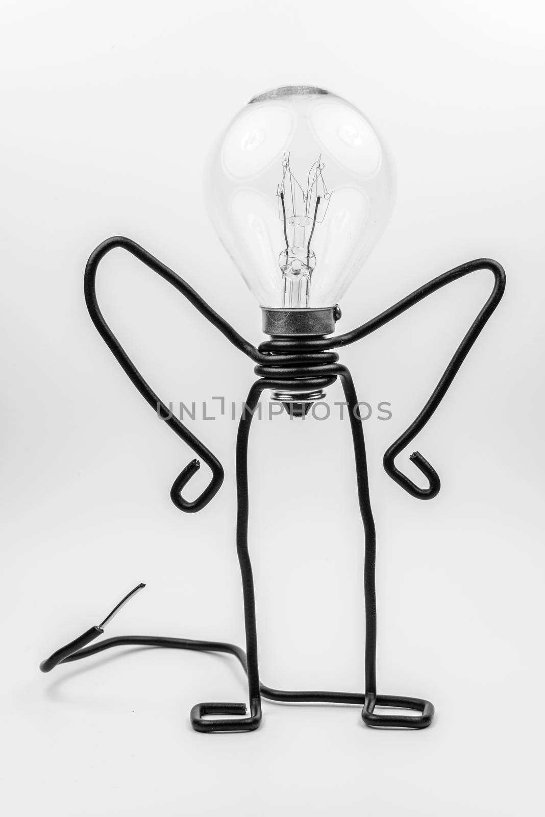 Fantasy figure of a light bulb and wire
 by Tofotografie