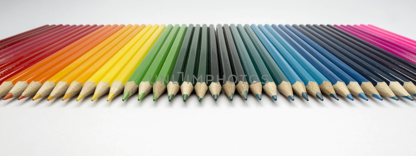 Crayons as background picture
 by Tofotografie