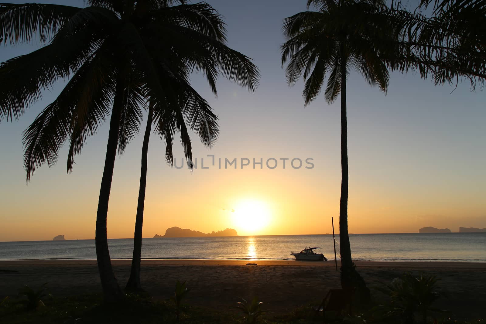 Sunset at Koh Sukorn in Trang, Thailand by ngarare