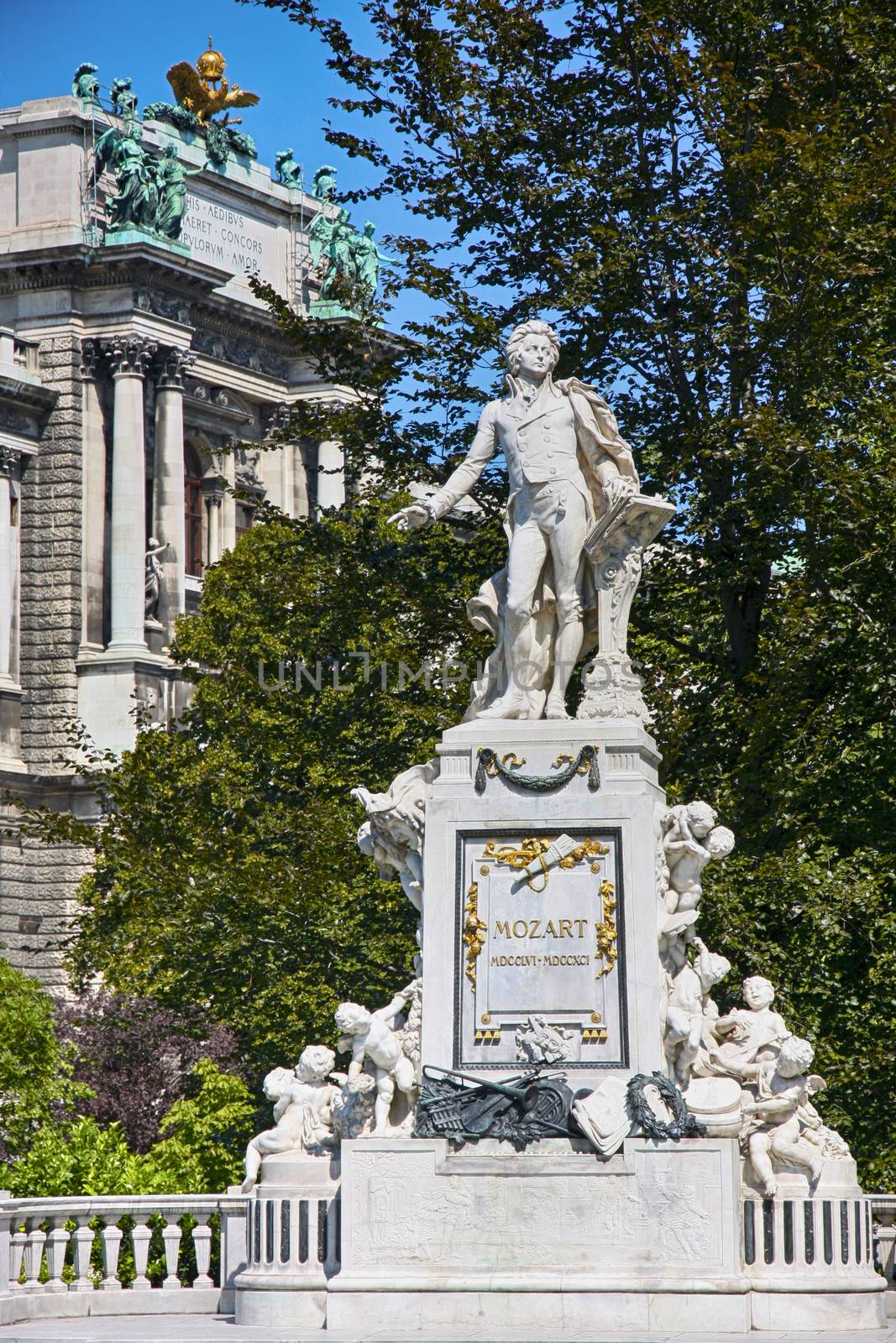 Statue of Wolfgang Amadeus Mozart in Vienna by vladacanon