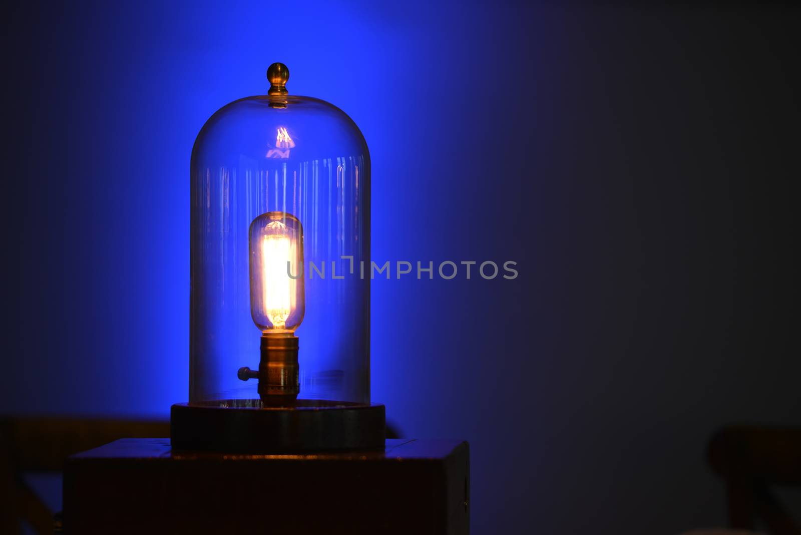 Image of an Rdison Bulb Lamp