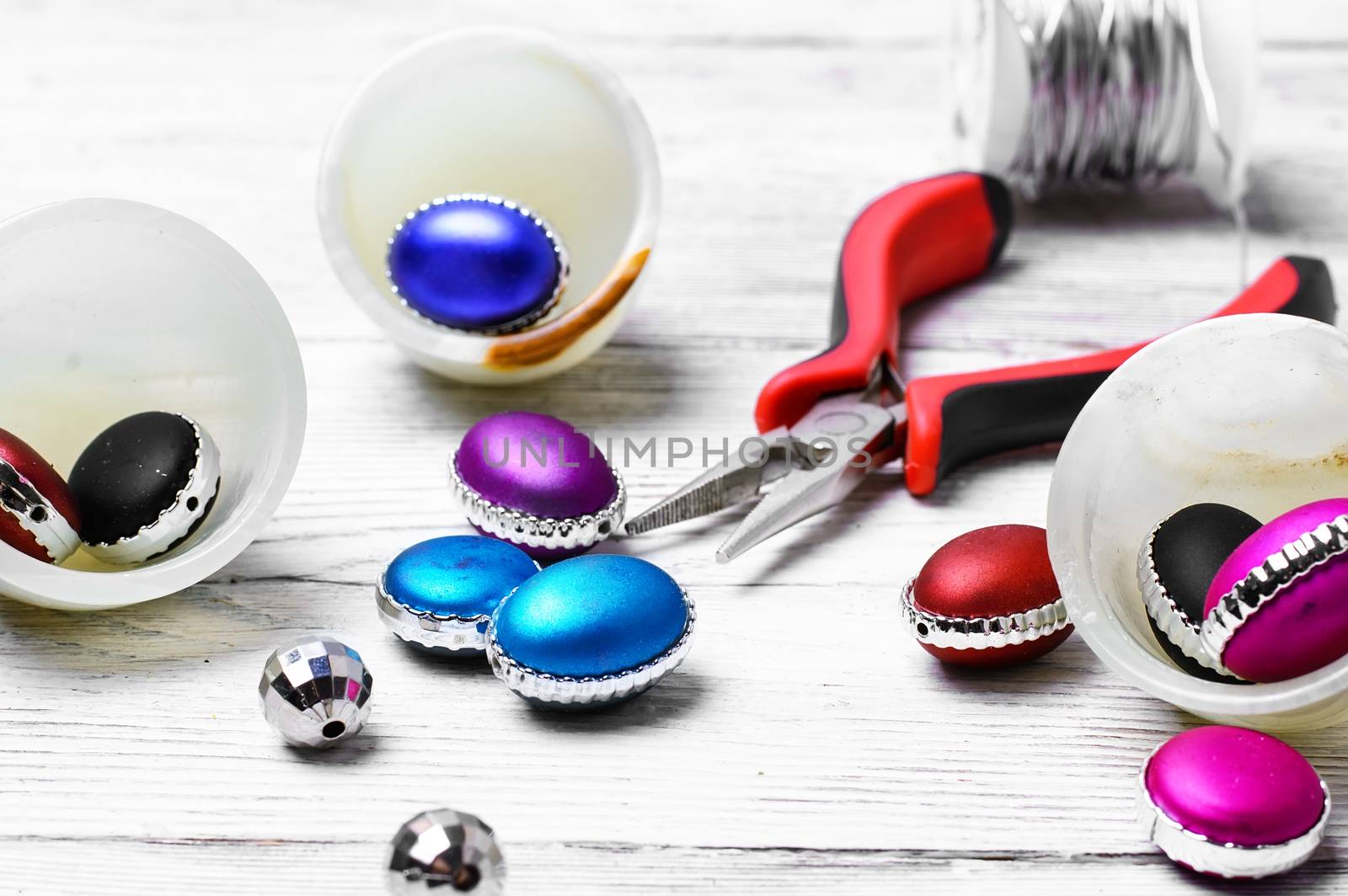 Bright beads on light background by LMykola