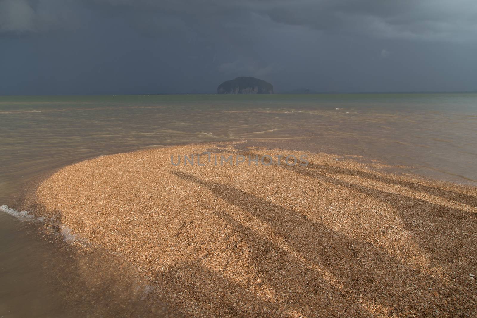 Golden Scale Dragon Spine Beach in Palian, Trang can see when low tide - Unseen Thailand