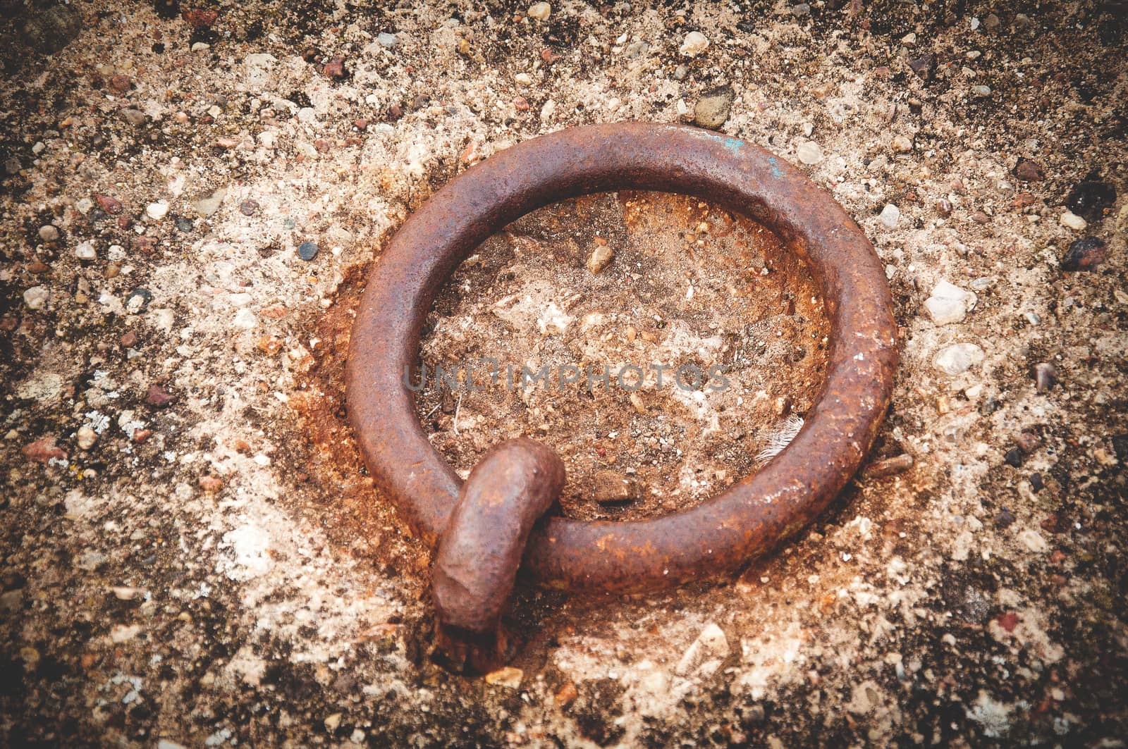  image of old grunge metal chain links. 