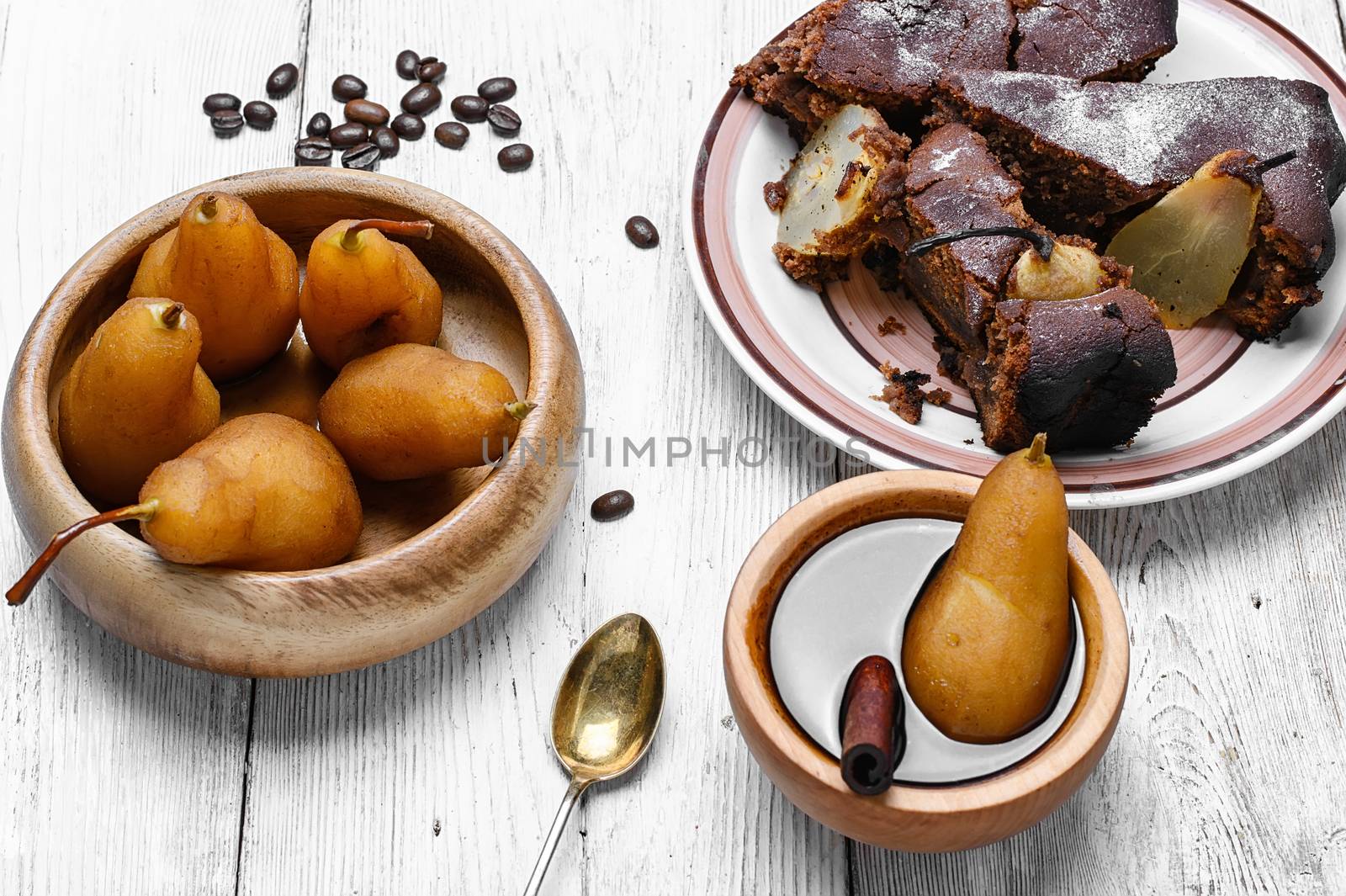 Coffee pastry pie with autumn pears and coffee with spices