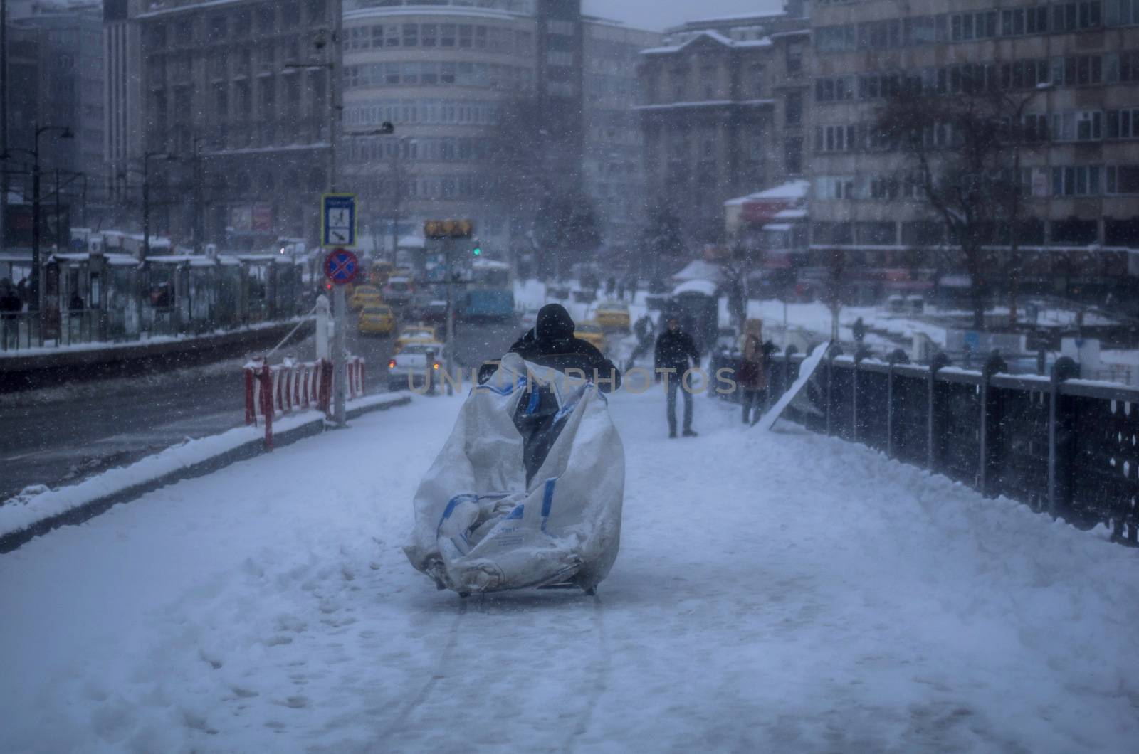 TURKEY, Istanbul: Snow blankets Istanbul, Turkey for a second day on December 31, 2015, and would ground 529 flights and nearly 30,000 passengers by January 4. Thousands are transferred to hotels, while others are forced to sleep at Sabia Gorken and Ataturk airports. The total cost of the storm has not yet been released.
