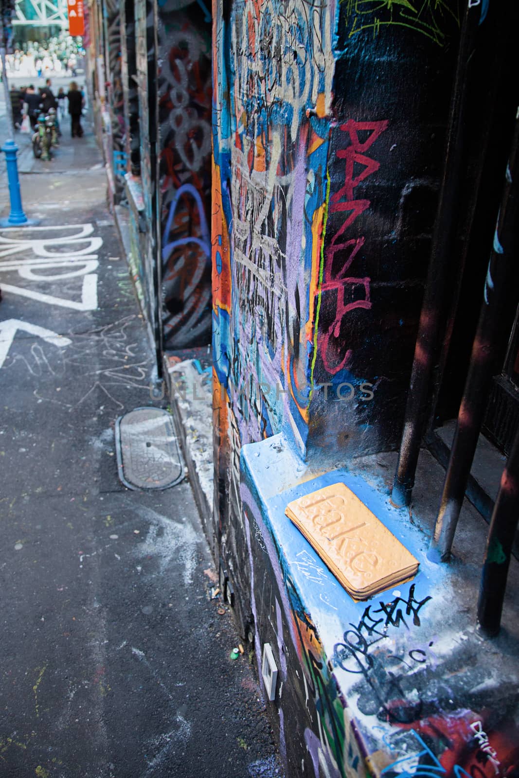 MELBOURNE, AUSTRALIA - SEPTEMBER 25: World famous graffiti and street art in Melbourne 's Hosier Lane, Australia on 25 September, 2016.