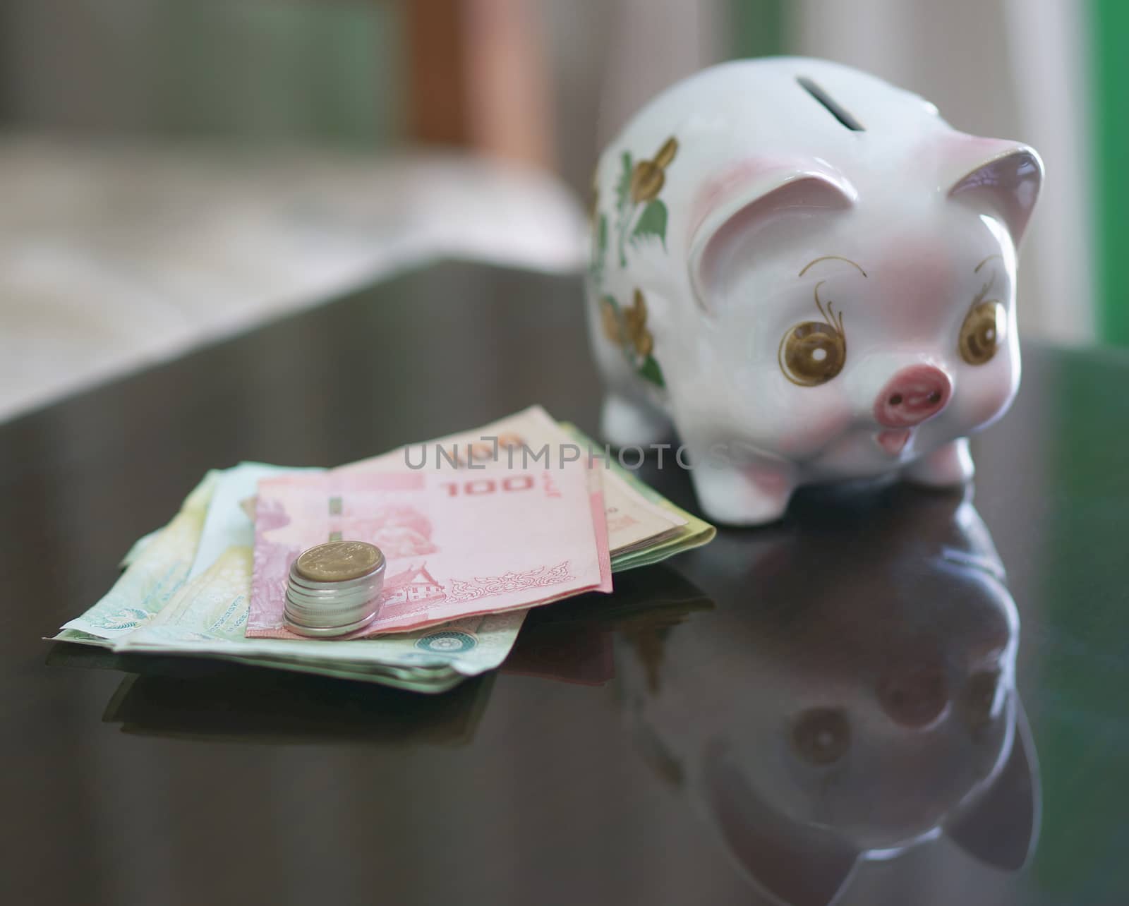 Piggy bank with saving by ninun