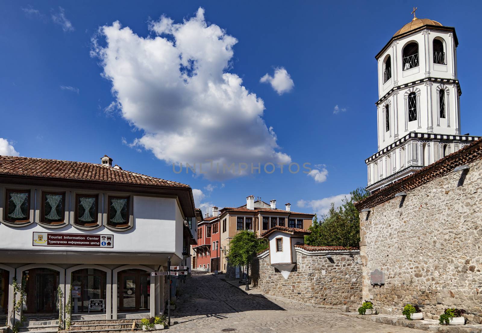 old town Plovdiv by vilevi