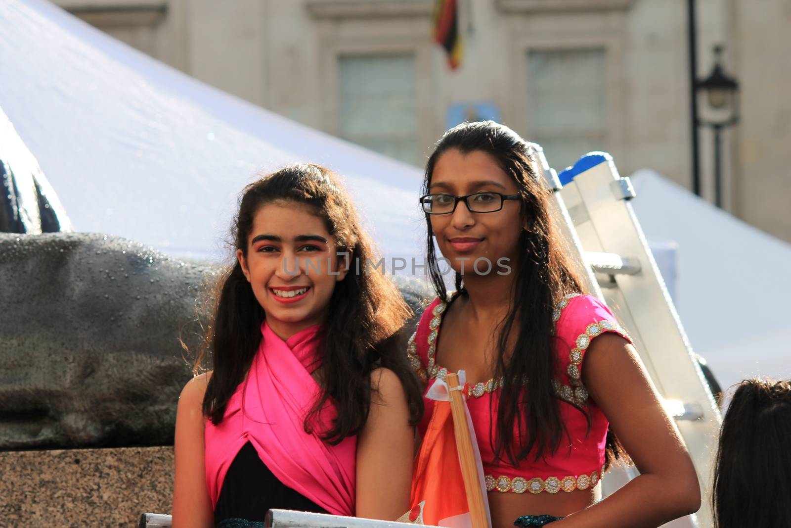 London, UK. 16th October, 2016. The Mayor of London Festival Of Dewali performers and scenes at Trafalgar Square by cheekylorns