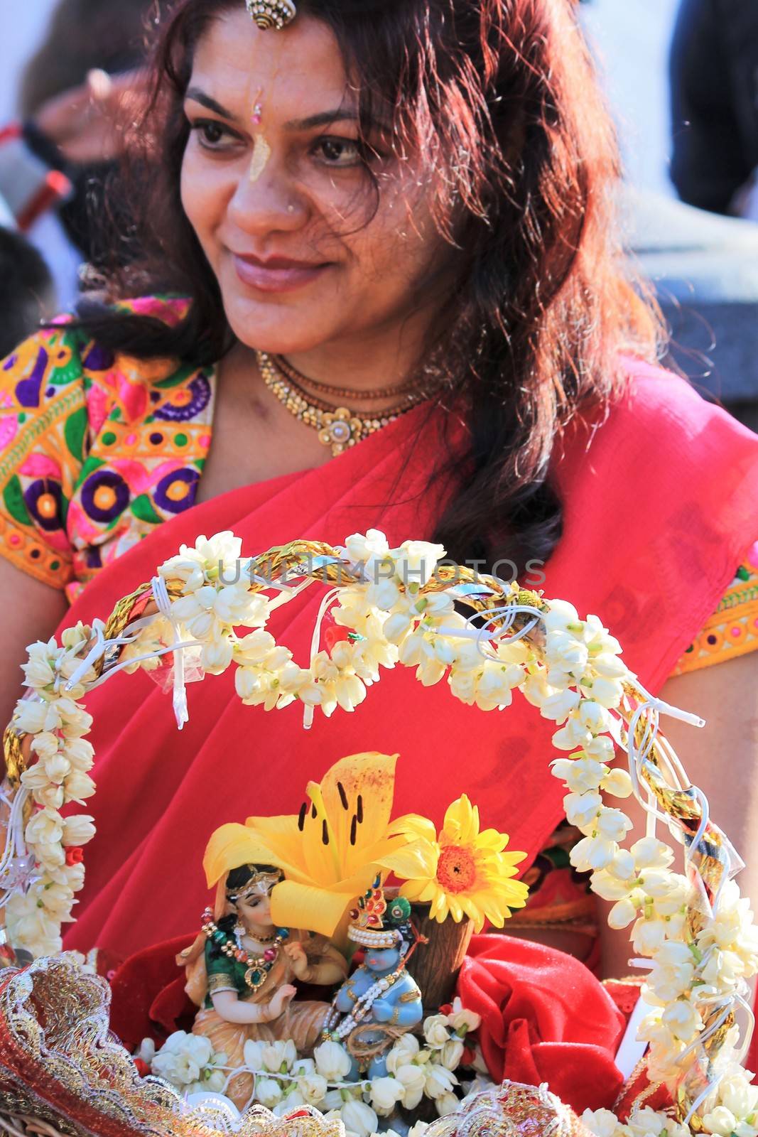 London, UK. 16th October, 2016. The Mayor of London Festival Of Dewali performers and scenes at Trafalgar Square