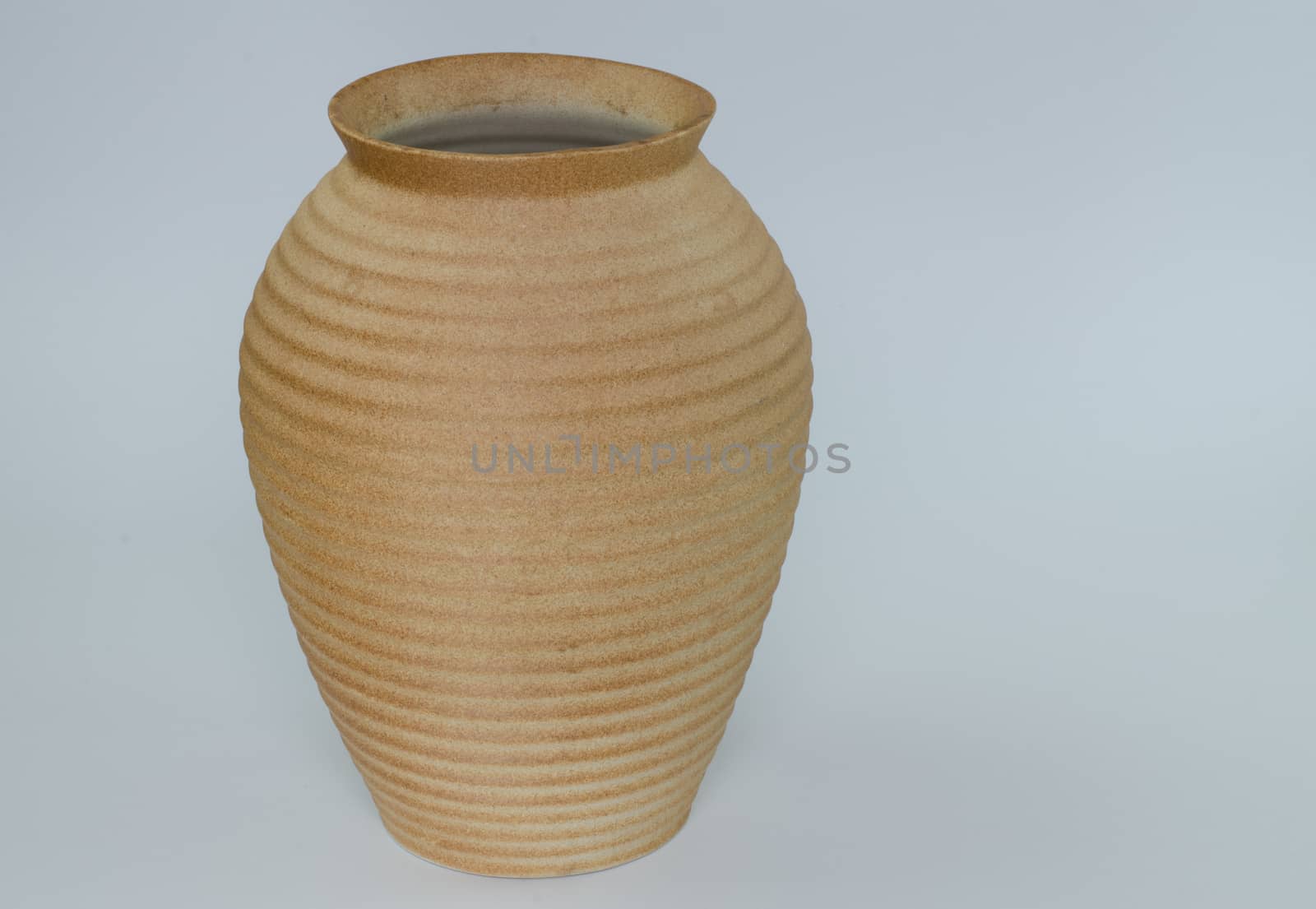 Vase clay isolated on white background rendering by metal22