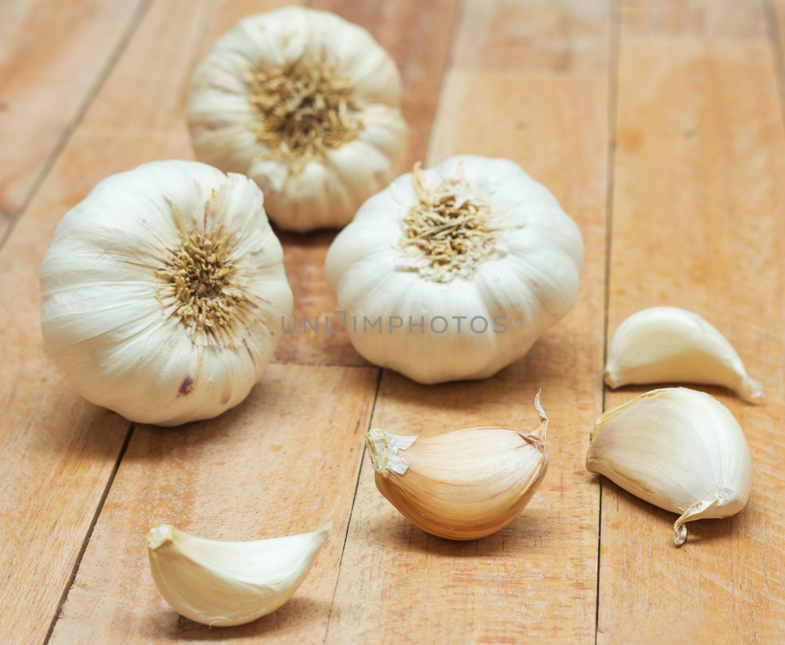 Garlic Contains a Compound Called Allicin, Medicinal Properties,  The Active Compounds Reduce Blood Pressure, Improves Cholesterol Levels, Lower The Risk of Heart Disease, Prevent Alzheimer’s Disease