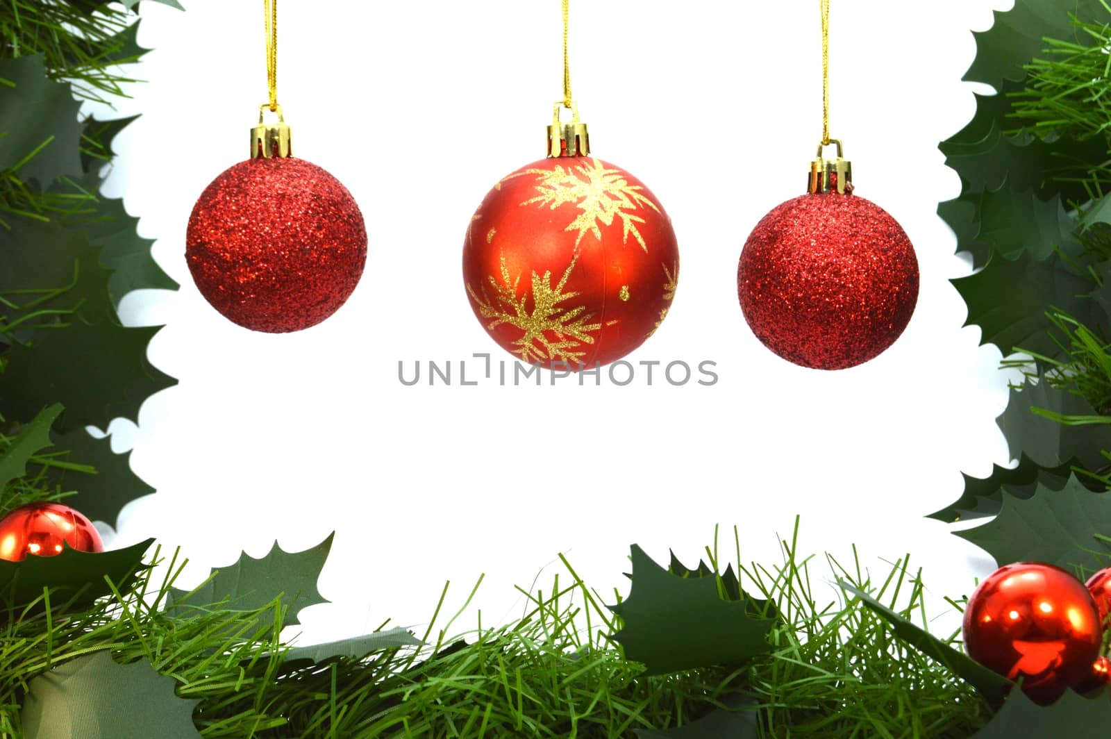 Three Christmas baubles suspended . by Philou1000