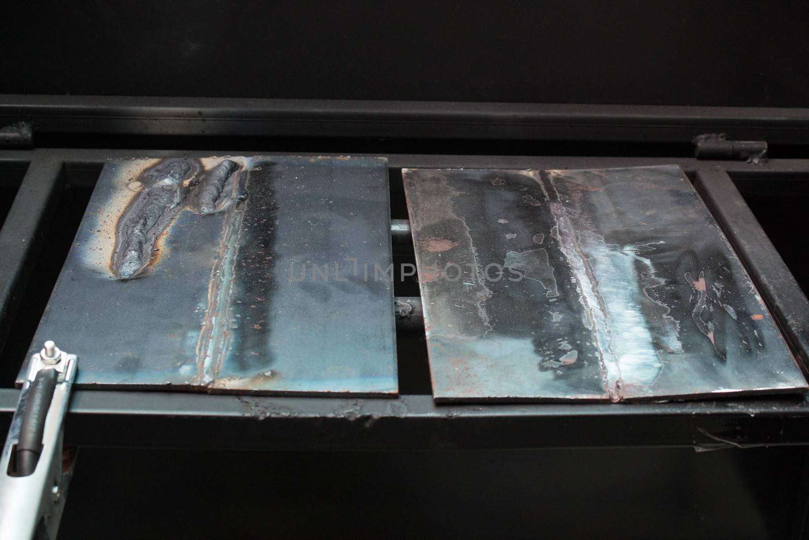 welding metal on  iron plate