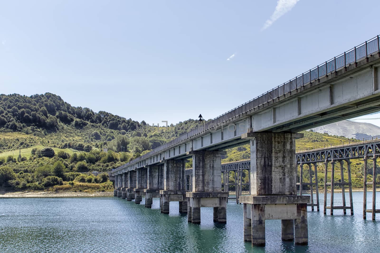 Lago di Campotosto