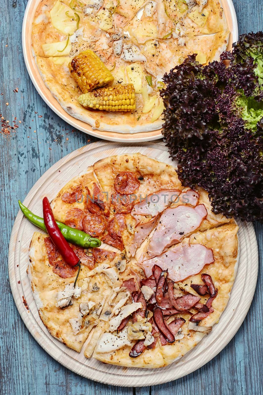 Pizza with beef and roasted red pepper with eggplant