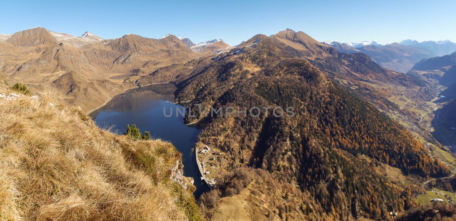 Foisc Quinto, Switzerland: Hiking in the mountains of the Lepontine Alps with views of the Leventina valley.