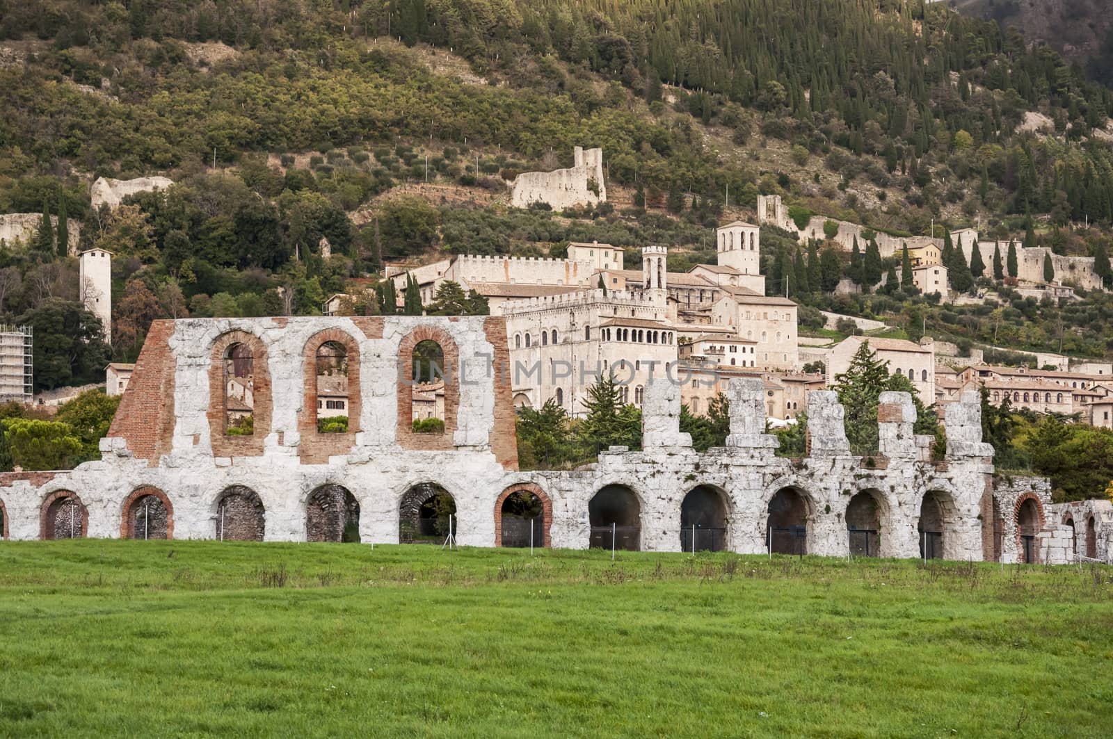 Roman amphitheatre in Gubbio by edella