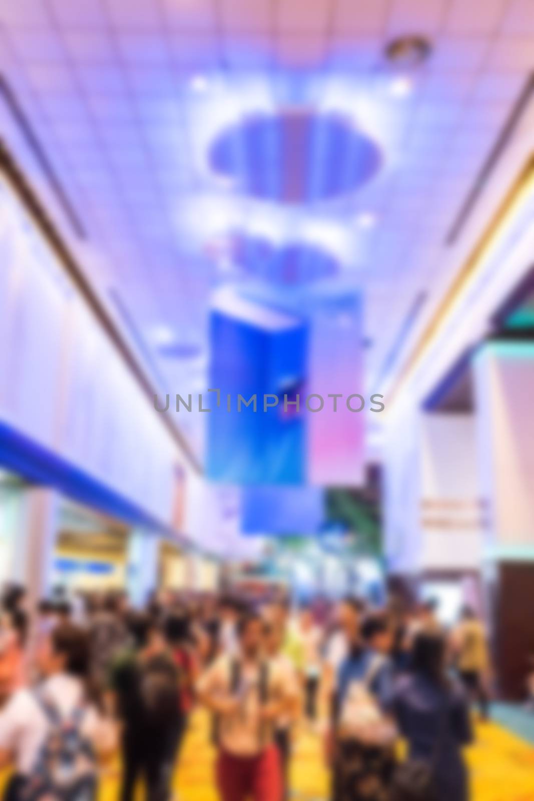 Normal angle department store background blur with bokeh.