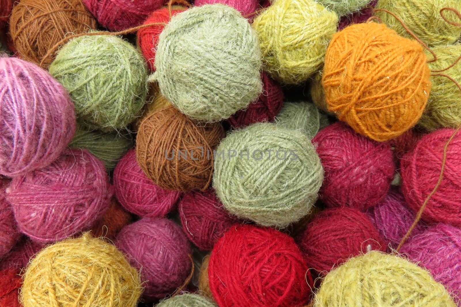 Natural dye on balls of wool, andean inca natural colors