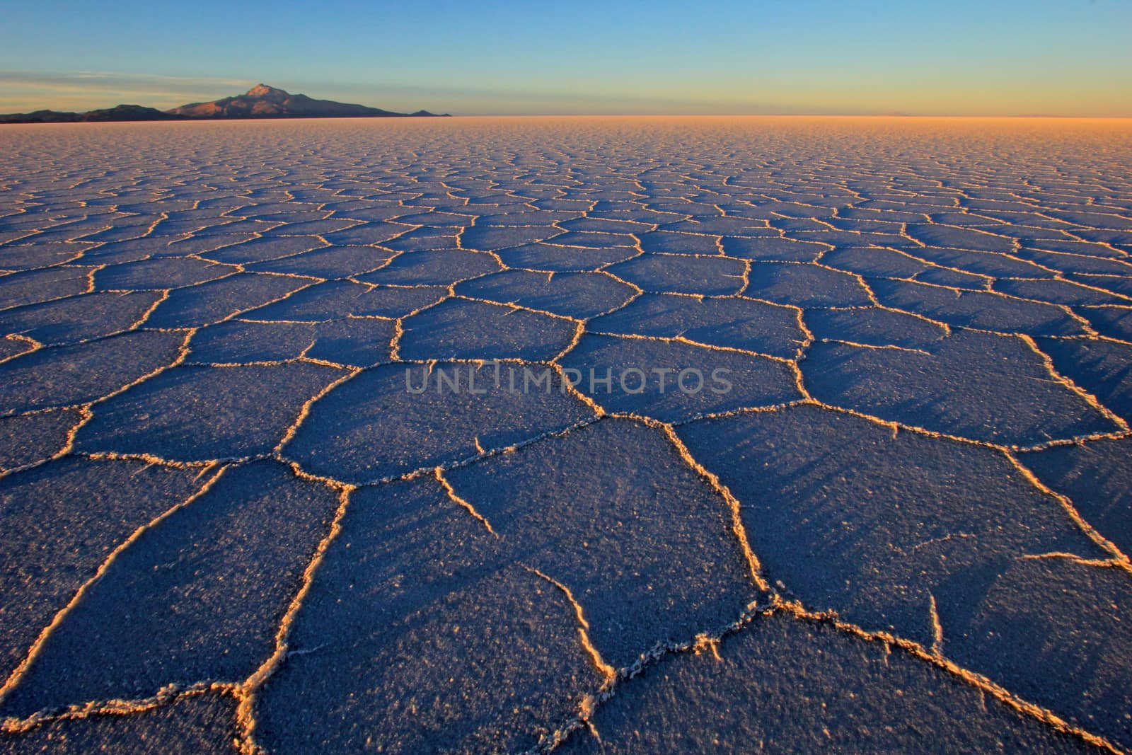 Salar de Uyuni, salt lake, is largest salt flat in the world, altiplano, Bolivia, South America, sunset