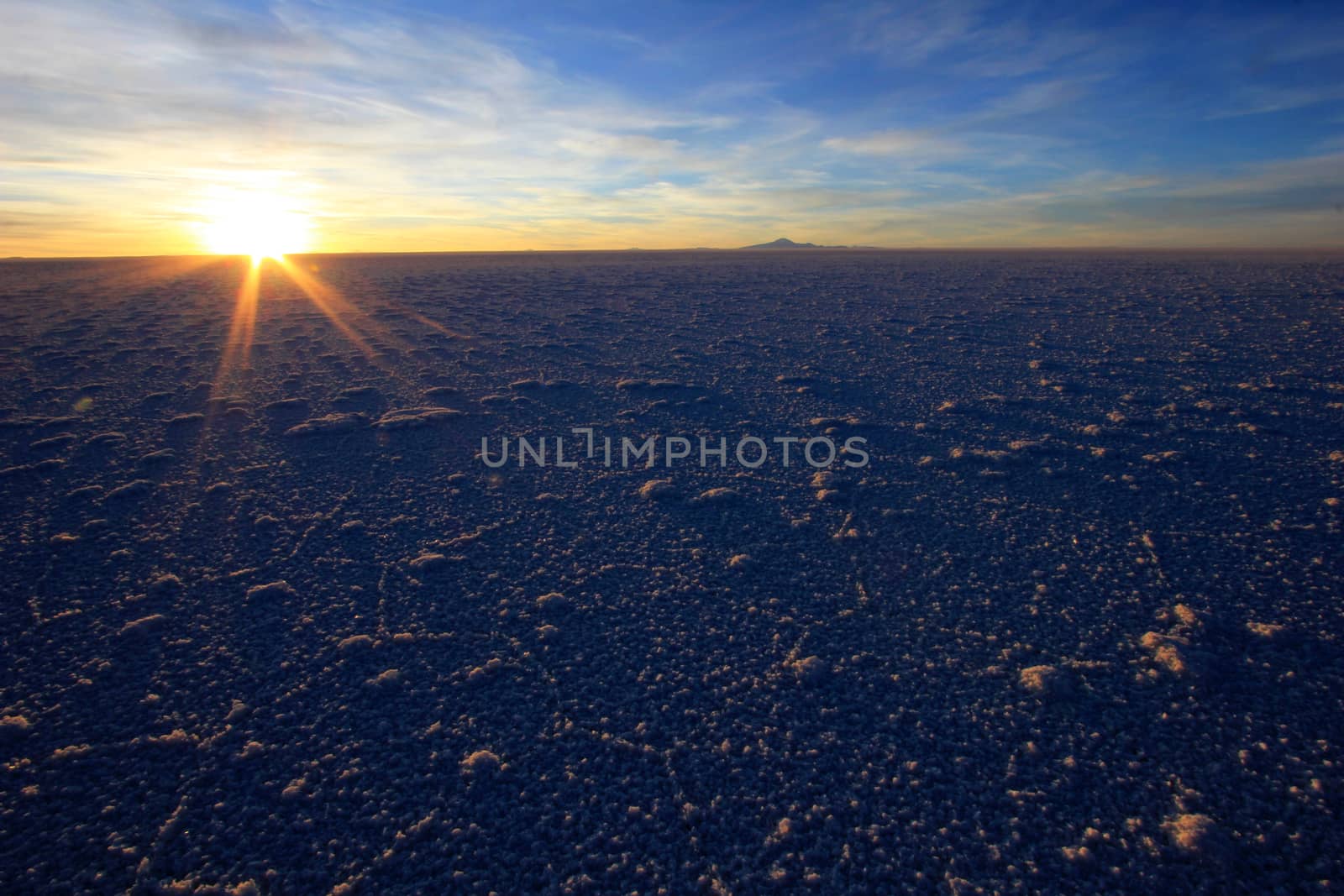 Salar de Uyuni, salt lake, is largest salt flat in the world, altiplano, Bolivia, South America, sunset