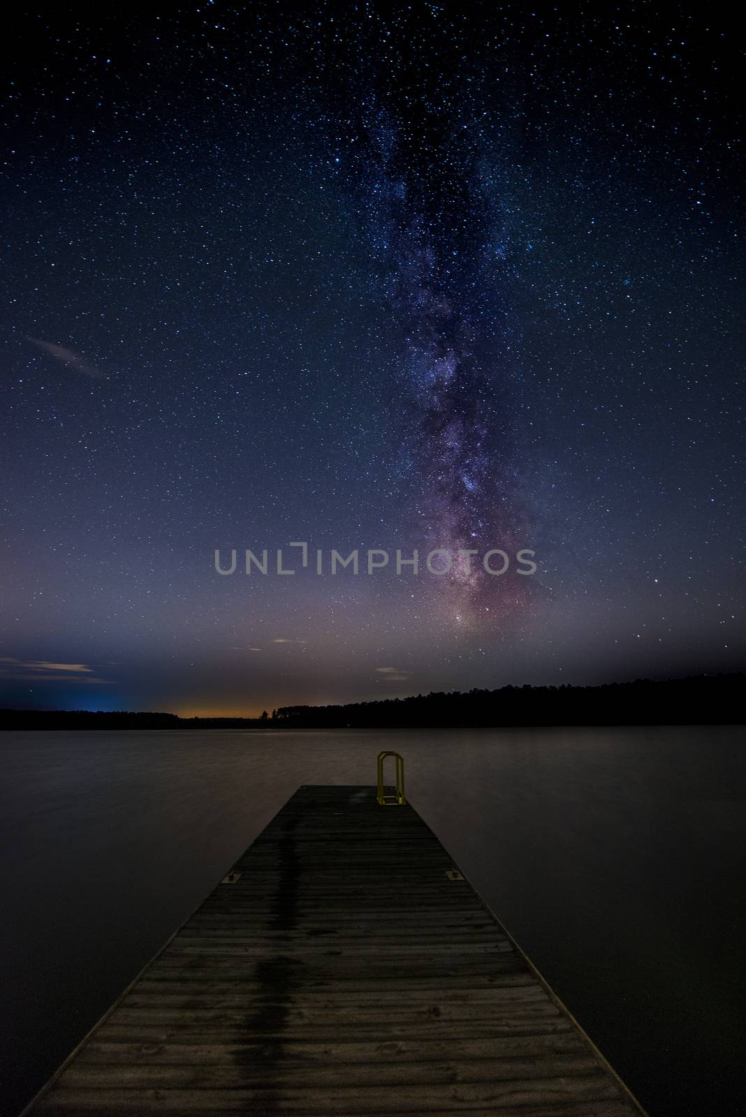 Milky way galaxy seen ver th jordon lake